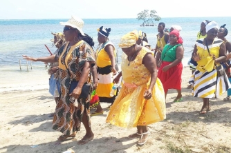 Roatan Garifuna Culture Tour – Punta Gorda Village