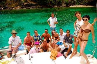 Roger’s Cat Catamaran – Roatan Snorkeling Cruise