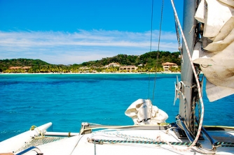 Roger’s Cat Catamaran – Roatan Snorkeling Cruise
