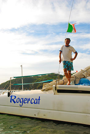 Roger’s Cat Catamaran – Roatan Snorkeling Cruise