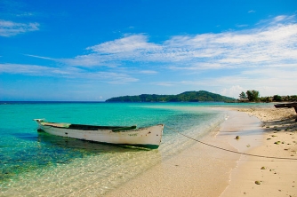Roger’s Cat Catamaran – Roatan Snorkeling Cruise