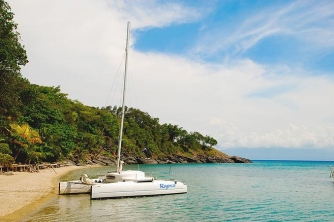 Roger’s Cat Catamaran – Roatan Snorkeling Cruise