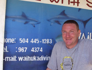 Roatan Shark Dive – Waihuka
