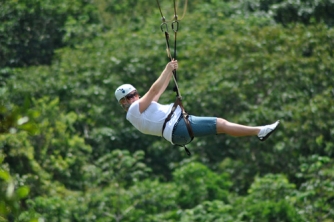Roatan Zipline Adventure – Pirates of the Caribbean
